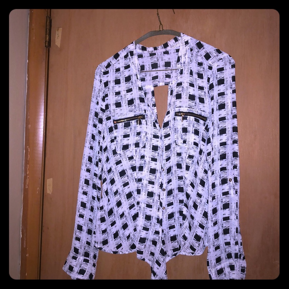 BeBe blouse